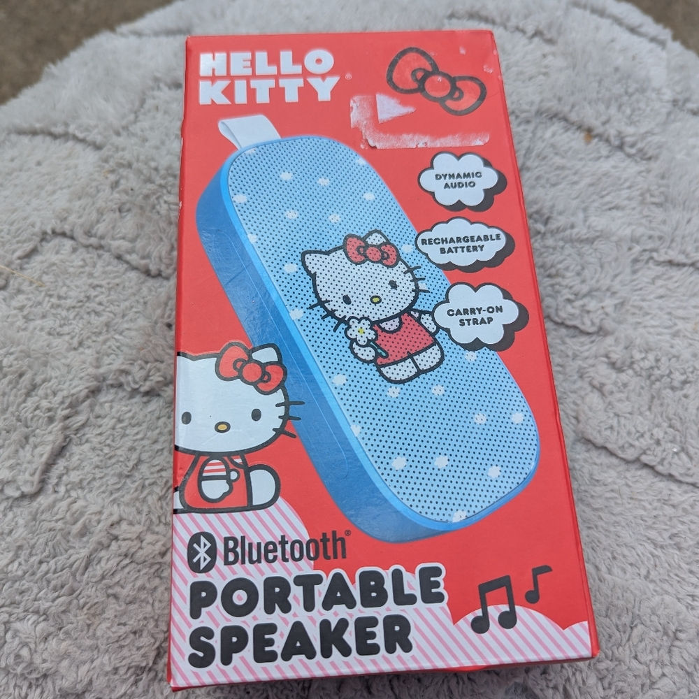 Hello Kitty Portable Bluetooth Speaker NEW